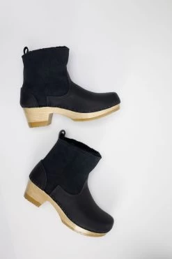 5" Pull On Shearling Clog Boot On Mid Heel Black Suede