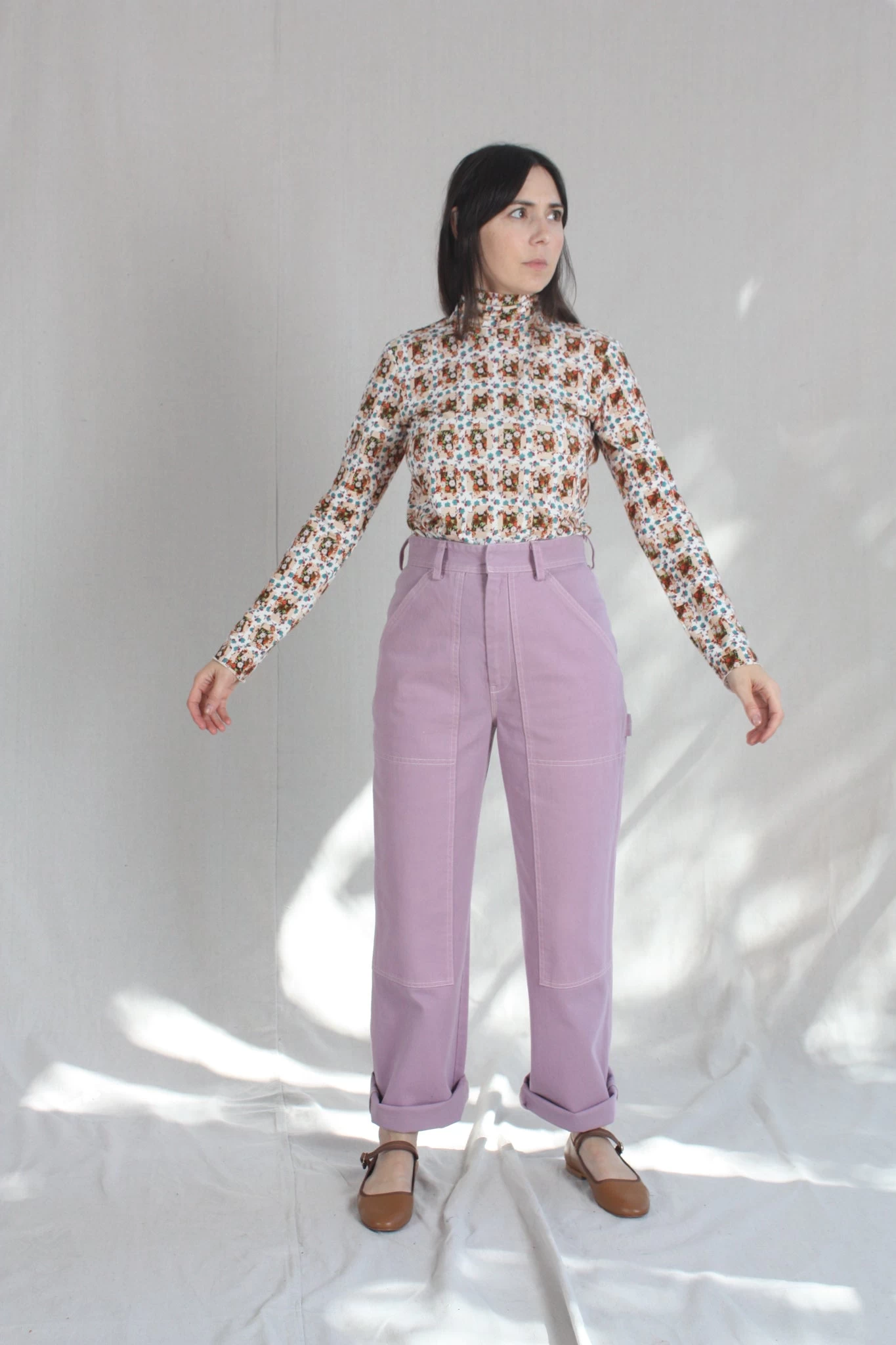 Scout Turtleneck White And Tan Trellis - Image 4