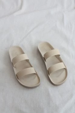 Raw Band Sandal Putty