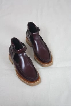 Aielo Sport T-bar Ankle Moccasin Boot Burgundy/Beige Rubber