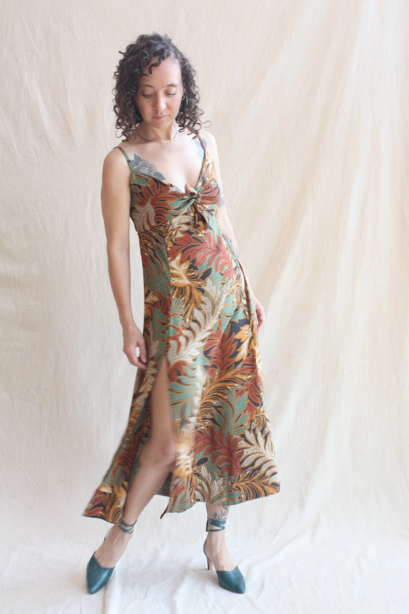 Sophie Dress Jungle Print Moss Green - Image 2