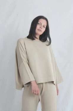 Wide Tee Jute