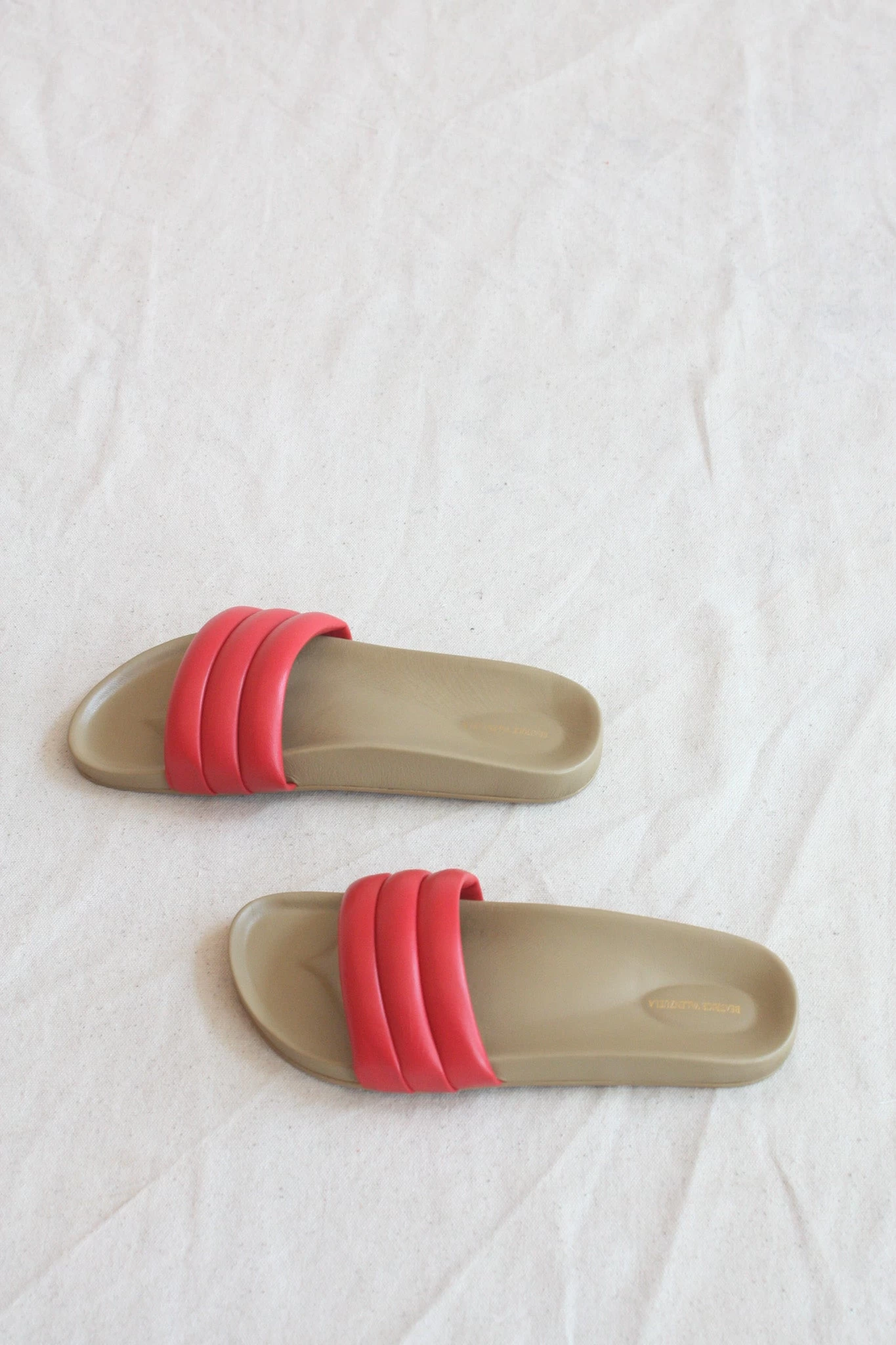 Classic Sandalia Lipstick - Image 2