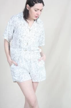 Basic Linen Shorts Squiggle Print