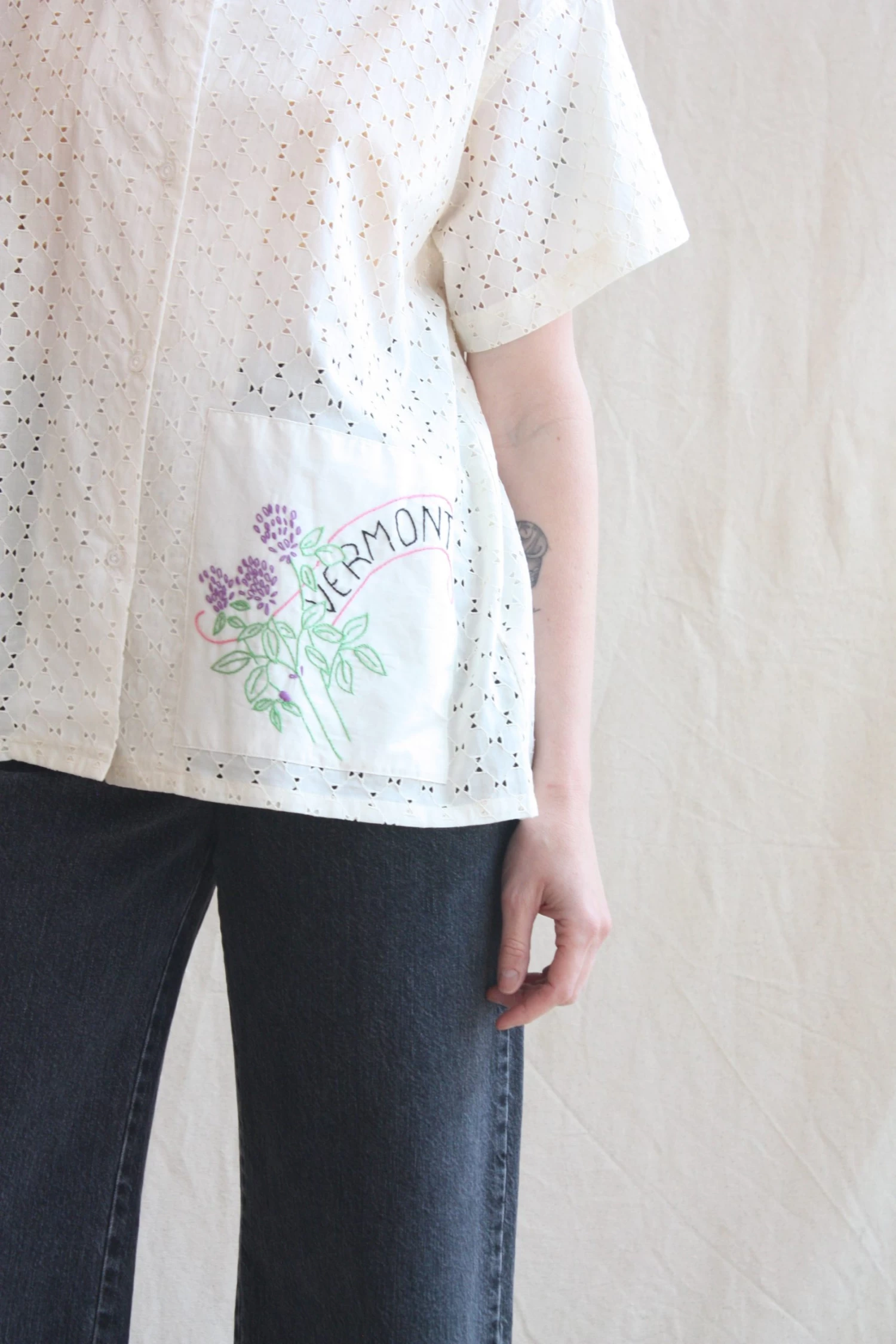 State Patch James Shirt Cream - Image 7