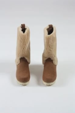 Alpha Shearling Boot On Mid Tread Honey