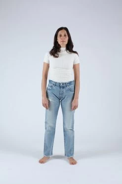 MV Steele Straight Blue