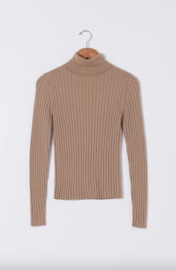 Line Turtleneck Slab
